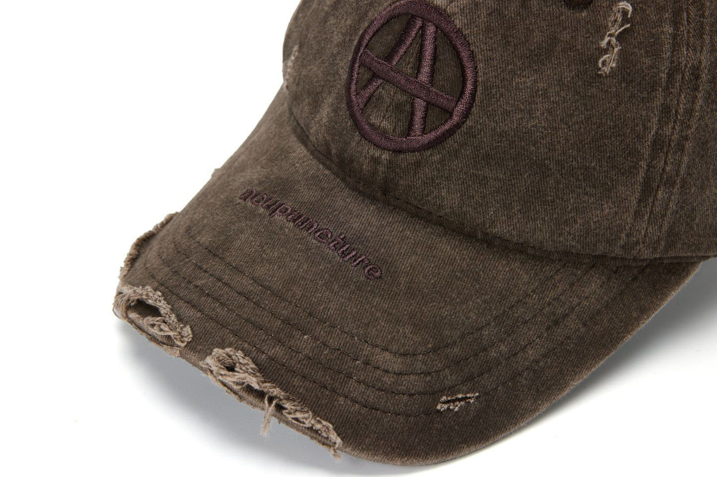 Logo cap destroyed